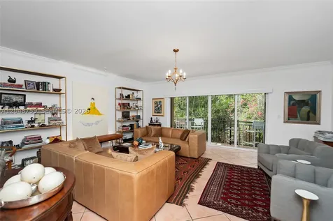 6209 Paradise Point Drive Palmetto Bay FL 33157