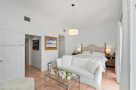 6209 Paradise Point Drive Palmetto Bay FL 33157