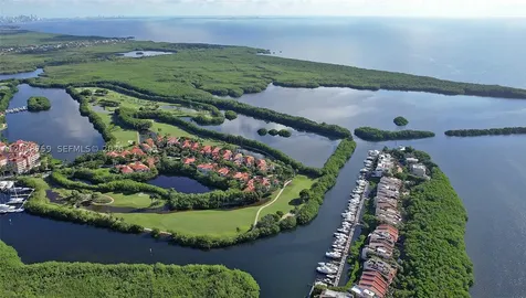6209 Paradise Point Drive Palmetto Bay FL 33157