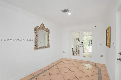 6209 Paradise Point Drive Palmetto Bay FL 33157