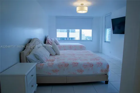 5601 Collins Avenue Miami Beach FL 33140