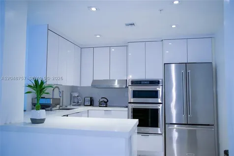 5601 Collins Avenue Miami Beach FL 33140