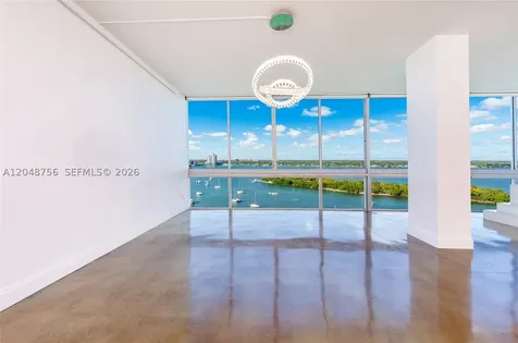 7934 West Drive North Bay Village FL 33141