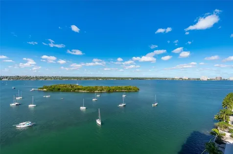 7934 West Drive North Bay Village FL 33141