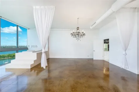 7934 West Drive North Bay Village FL 33141