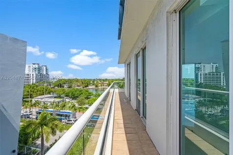 6362 Collins Avenue Miami Beach FL 33141