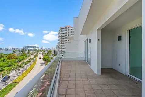 6362 Collins Avenue Miami Beach FL 33141