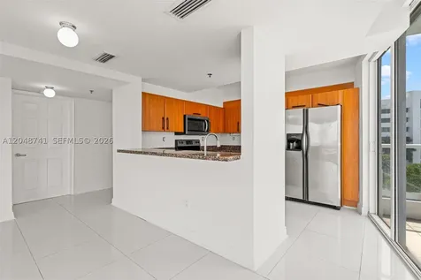 6362 Collins Avenue Miami Beach FL 33141