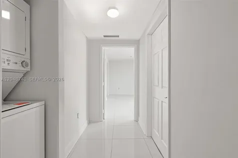 6362 Collins Avenue Miami Beach FL 33141