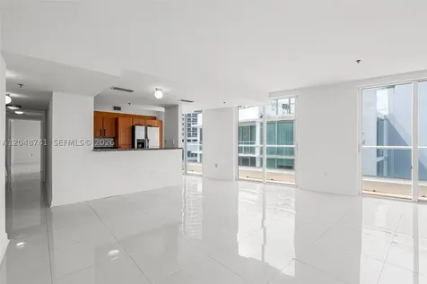 6362 Collins Avenue Miami Beach FL 33141