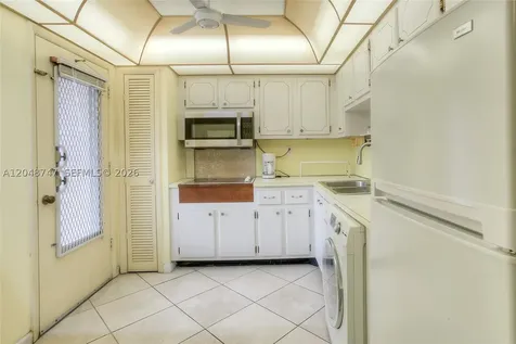 1501 NE 191st Street Miami FL 33179