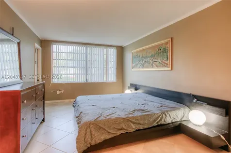 1501 NE 191st Street Miami FL 33179