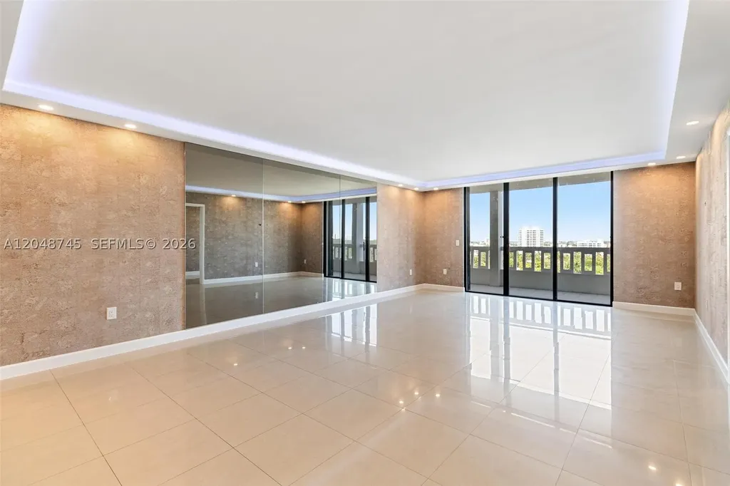 9801 Collins Avenue Bal Harbour FL 33154