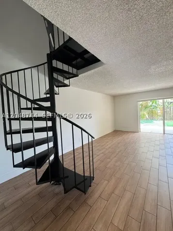 6631 SW 41st Place Davie FL 33314
