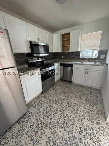 6631 SW 41st Place Davie FL 33314