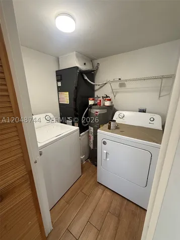 6631 SW 41st Place Davie FL 33314