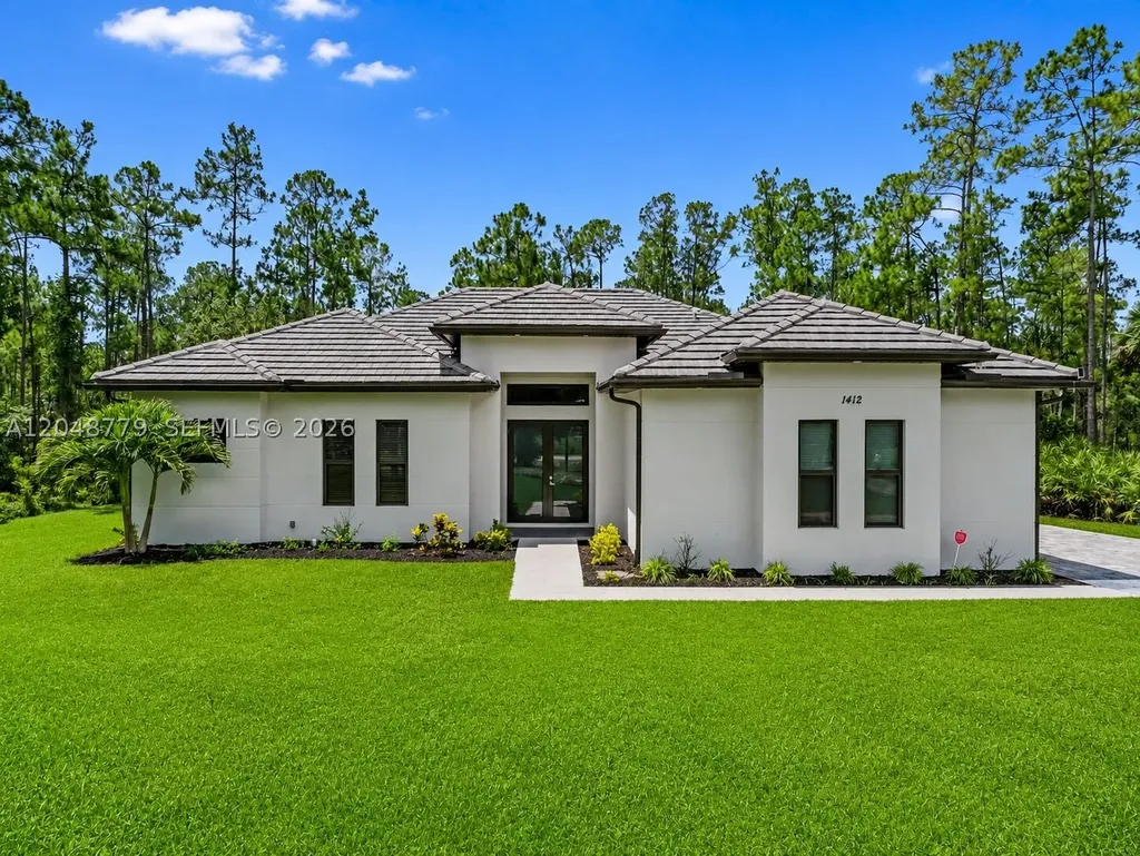 1412 22nd Avenue NE Naples FL 34120