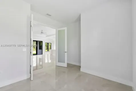 1412 22nd Avenue NE Naples FL 34120
