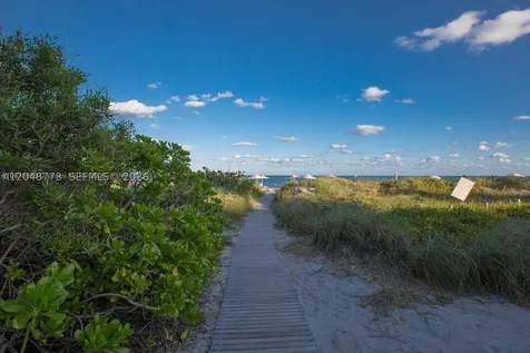 181 Crandon Boulevard Key Biscayne FL 33149