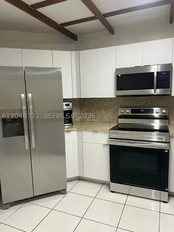 10241 NW 9th St Circle Miami FL 33172