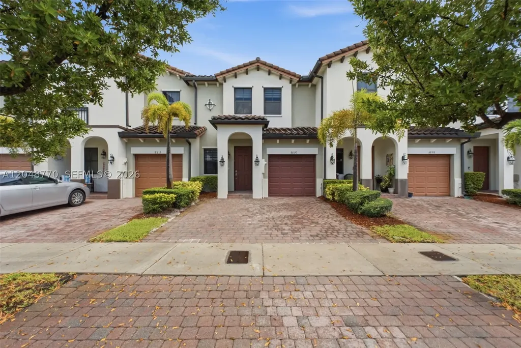 8820 NW 103rd Avenue Doral FL 33178