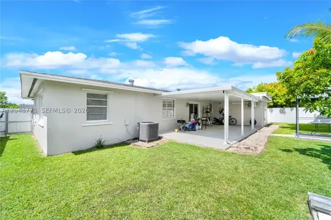 1759 W Mowry Court Homestead FL 33030