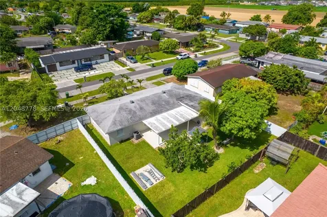 1759 W Mowry Court Homestead FL 33030