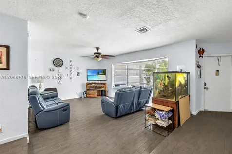 5045 SW 10th Street Margate FL 33068