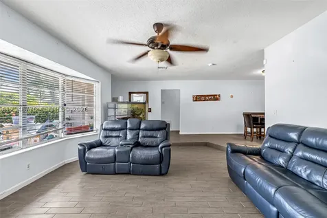 5045 SW 10th Street Margate FL 33068