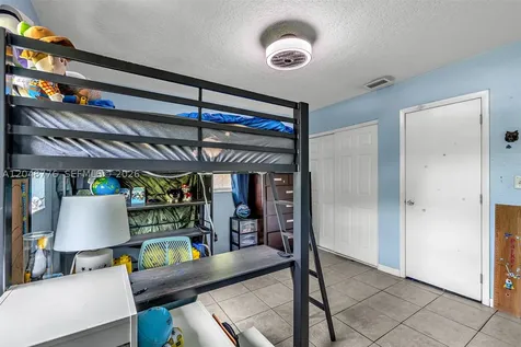5045 SW 10th Street Margate FL 33068