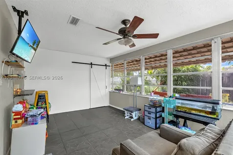 5045 SW 10th Street Margate FL 33068