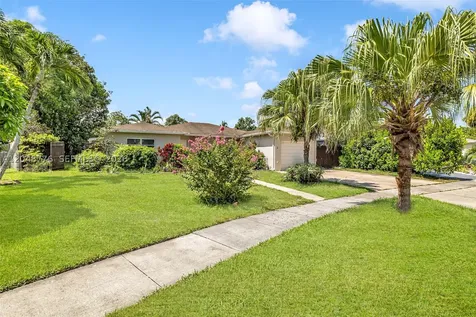 5045 SW 10th Street Margate FL 33068