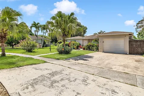 5045 SW 10th Street Margate FL 33068