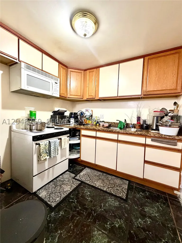 2141 NW 26th Avenue Fort Lauderdale FL 33311