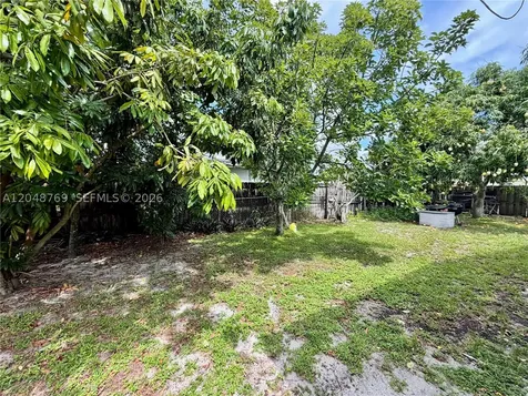 2141 NW 26th Avenue Fort Lauderdale FL 33311