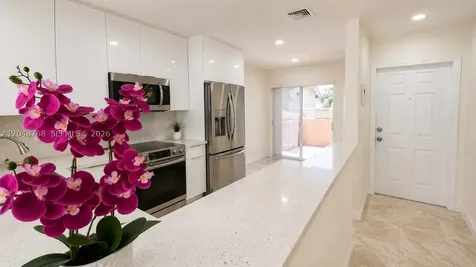 9805 NW 45th Lane Doral FL 33178