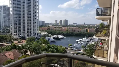 19667 Turnberry Way Aventura FL 33180