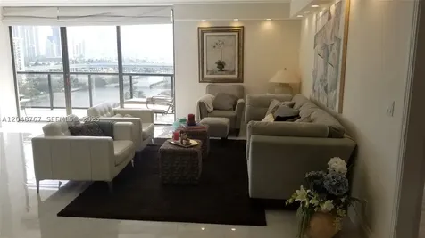 19667 Turnberry Way Aventura FL 33180