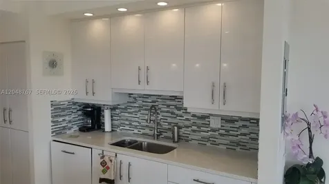 19667 Turnberry Way Aventura FL 33180