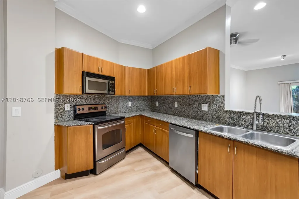 2929 SW 18th Terrace Fort Lauderdale FL 33315