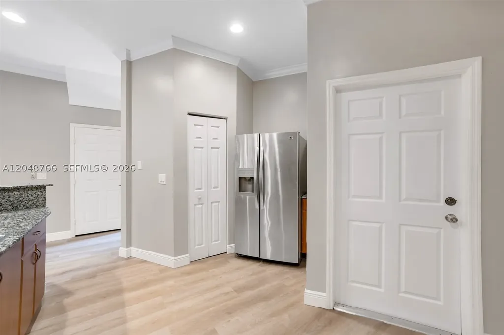 2929 SW 18th Terrace Fort Lauderdale FL 33315