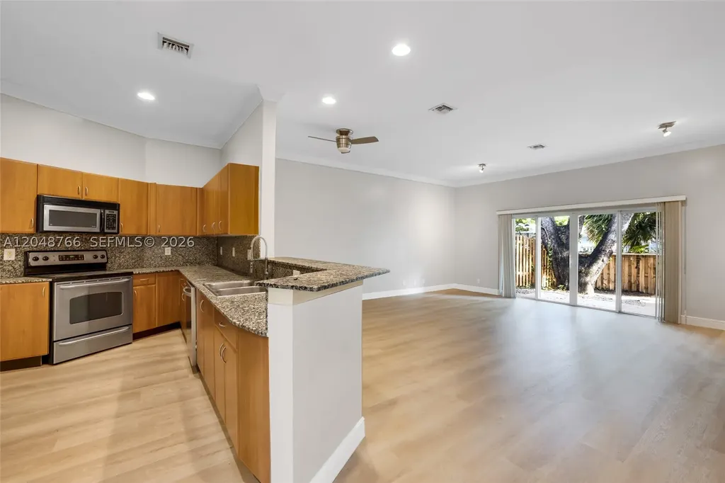 2929 SW 18th Terrace Fort Lauderdale FL 33315