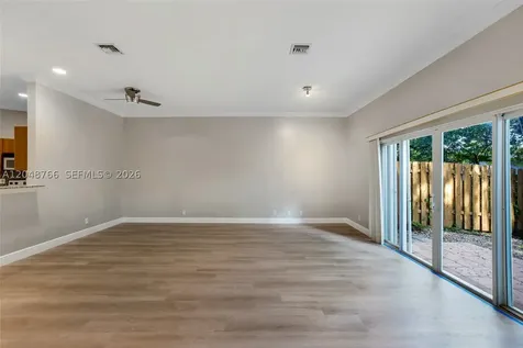 2929 SW 18th Terrace Fort Lauderdale FL 33315