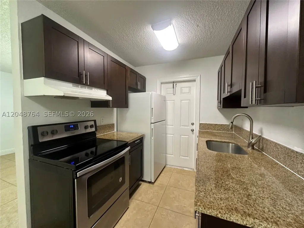 2900 NE 17th Avenue Pompano Beach FL 33064