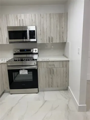 6190 W 19th Avenue Hialeah FL 33012