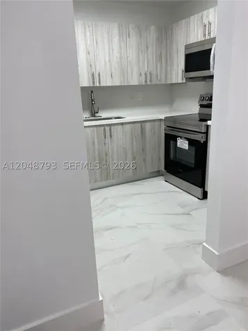 6190 W 19th Avenue Hialeah FL 33012