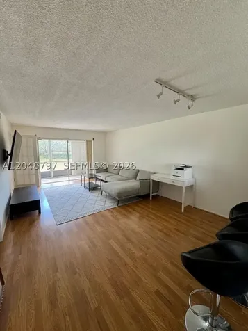 950 Hillcrest Drive Hollywood FL 33021