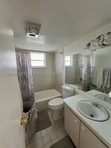 950 Hillcrest Drive Hollywood FL 33021