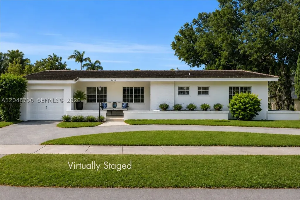 5735 SW 57th Terrace Miami FL 33143