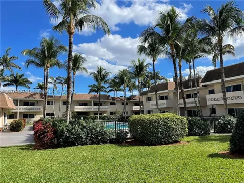 14500 SW 88th Avenue Palmetto Bay FL 33176